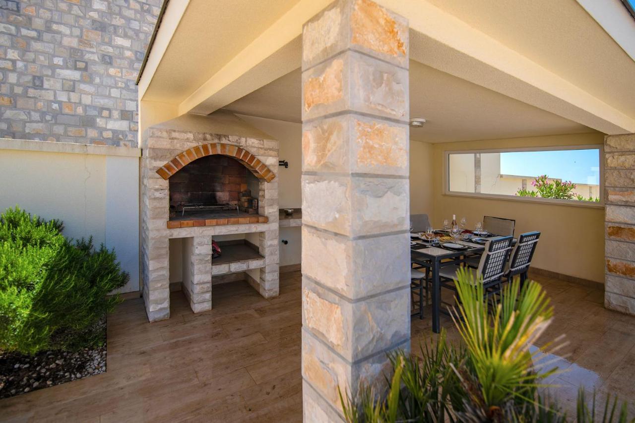 Luxury Villa Miriam With Private Pool And Jet Pool Near Dubrovnik Ivanica Bagian luar foto